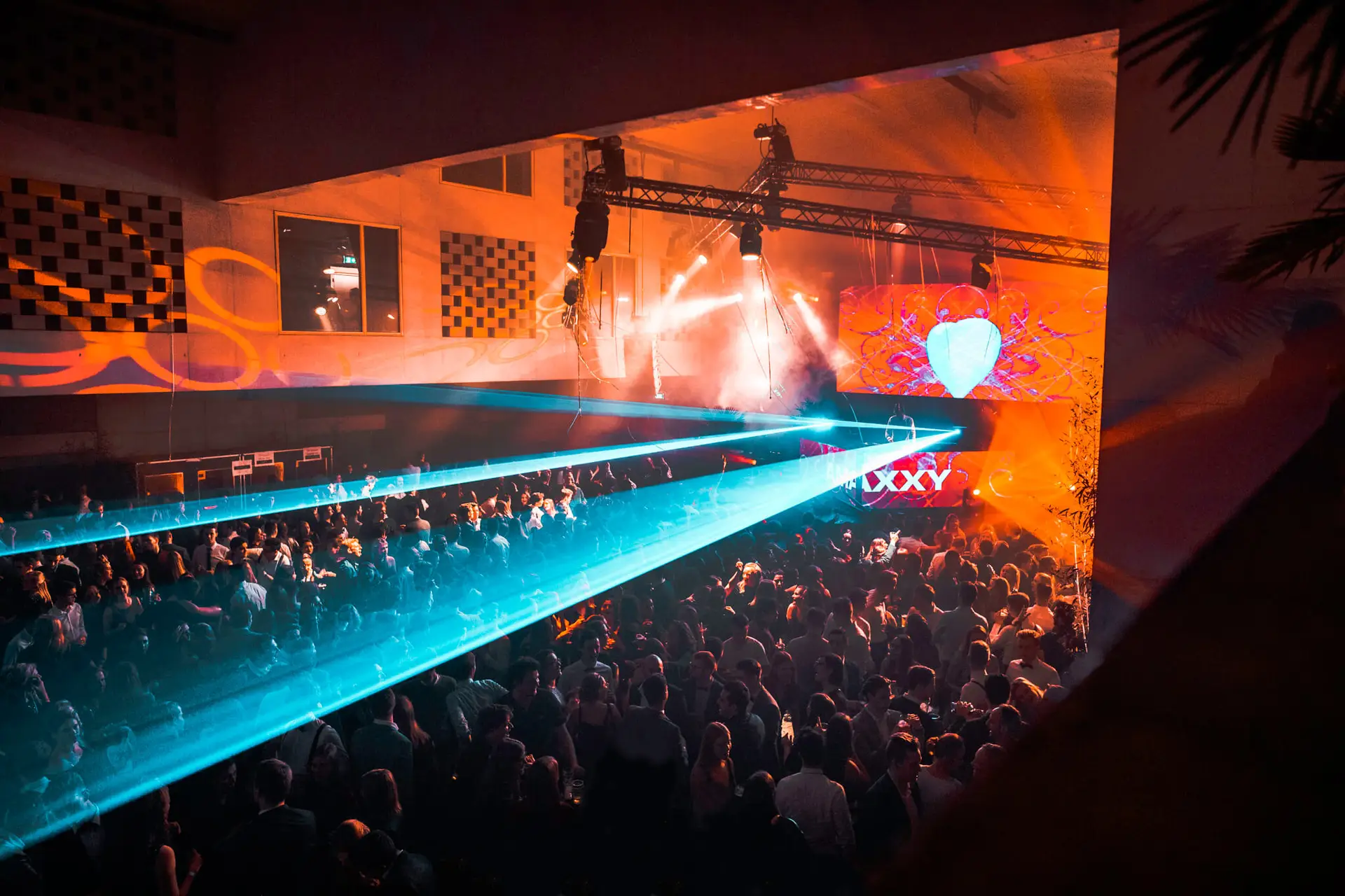 AMAXXY — Club - Festival